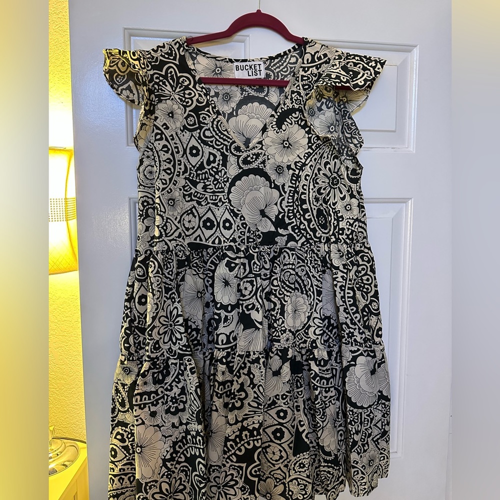 NWOT, The Bucket babydoll dress with pockets